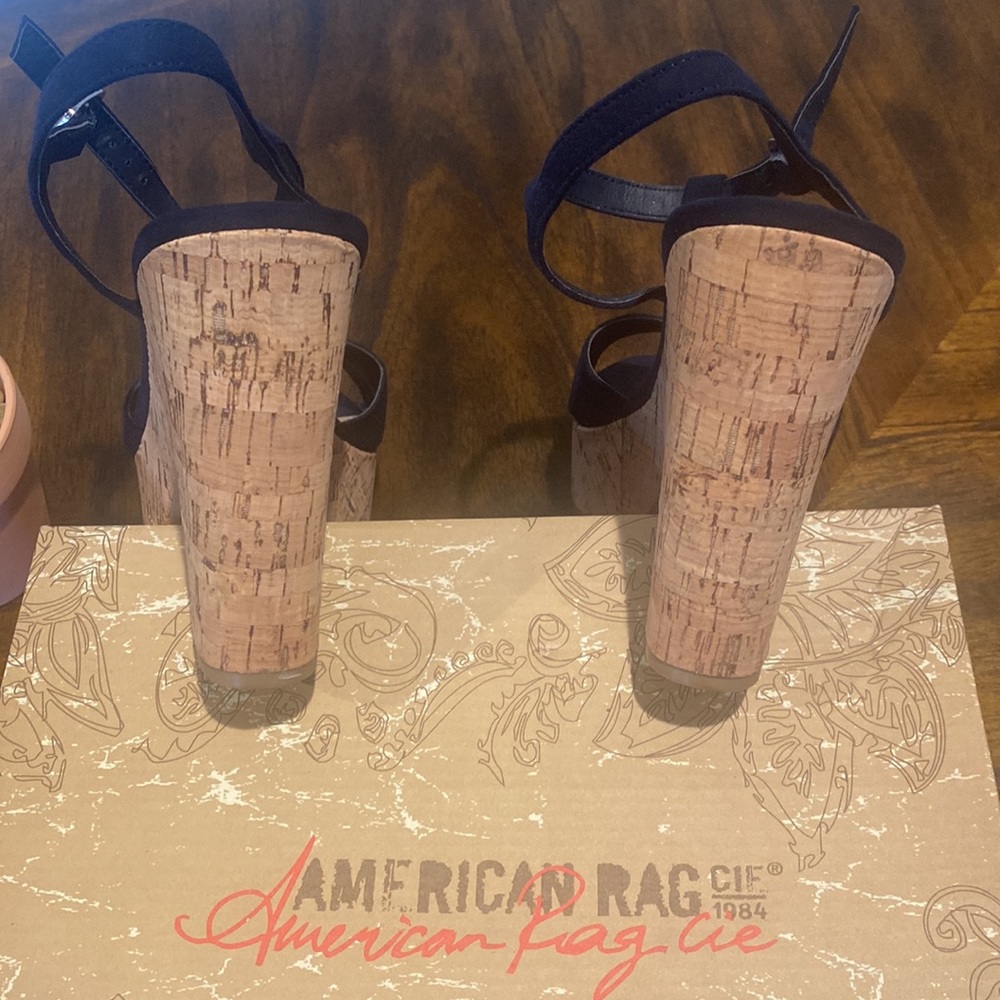American Rag navy cork heels. Size 9.5. - Picture 6 of 9
